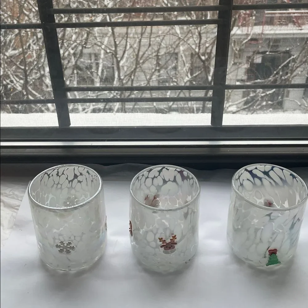 ❤️ NWT Anthropologie Festive Holiday Icon Juice Glasses | Set of 3 - Picture 7 of 7